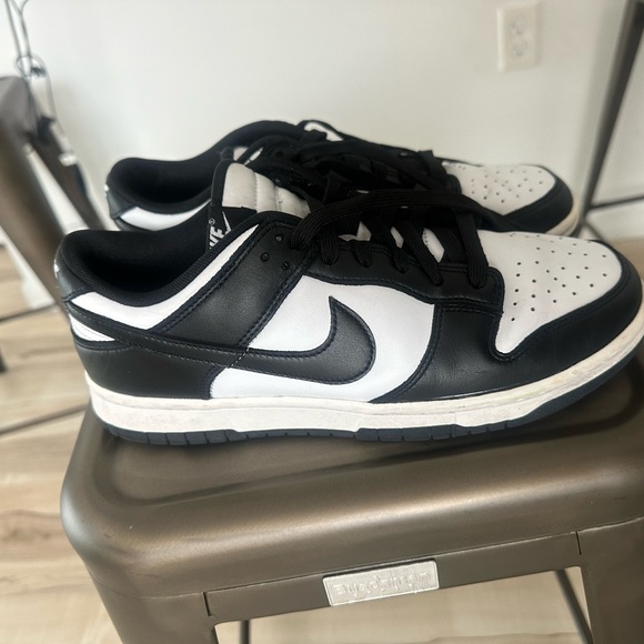 Nike Dunks - Panda - Picture 5 of 6